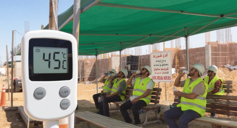 UAE mid day break and summer heat rules